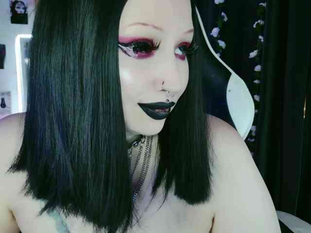 razor-claw webcam