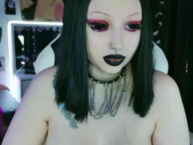 razor-claw webcam