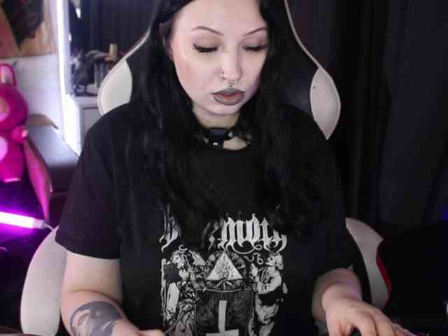 razor-claw webcam