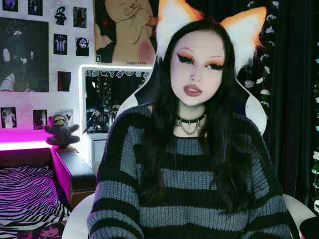 razor-claw webcam
