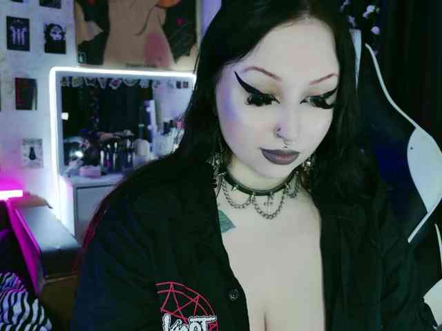 razor-claw webcam