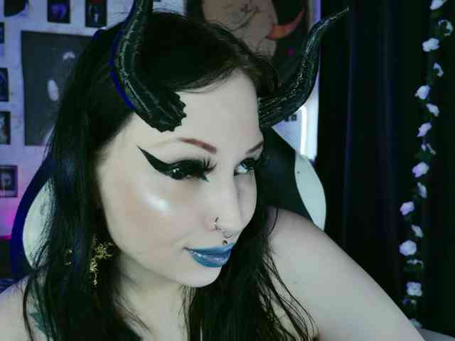 razor-claw webcam