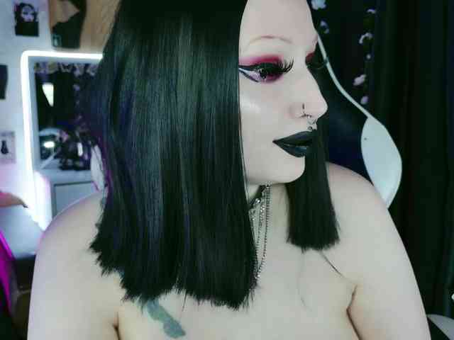 razor-claw webcam