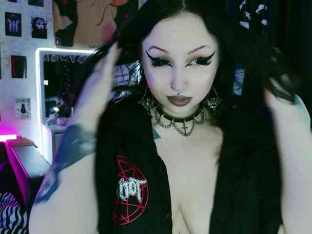 razor-claw webcam