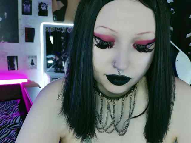 razor-claw webcam
