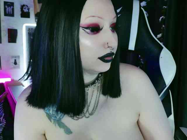 razor-claw webcam