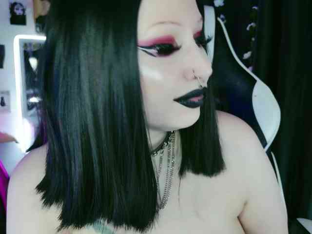 razor-claw webcam