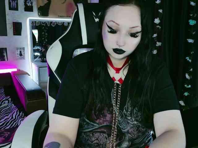 razor-claw webcam