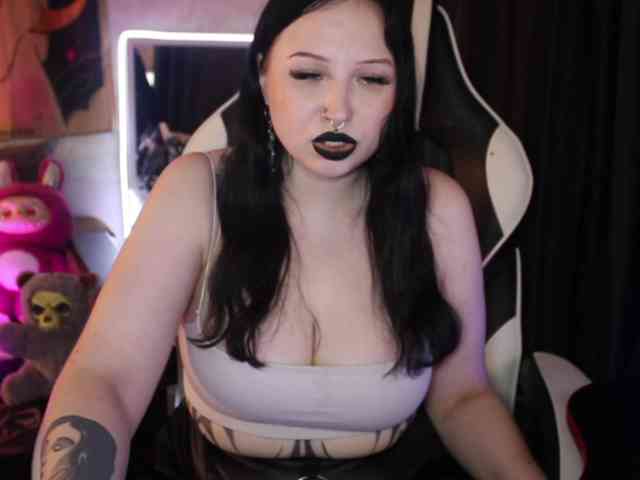 razor-claw webcam