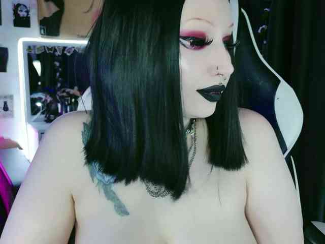 razor-claw webcam