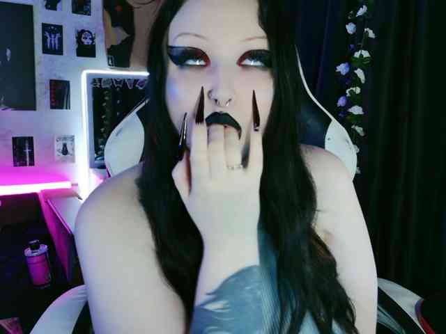 Razor-claw