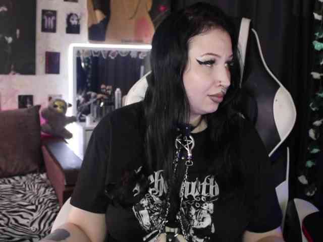 razor-claw webcam