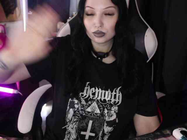 razor-claw webcam