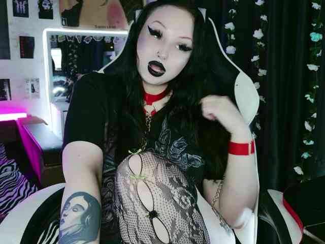 razor-claw webcam