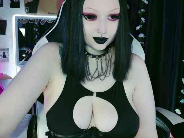 razor-claw webcam