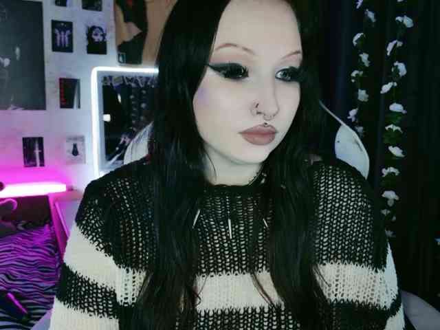 razor-claw webcam