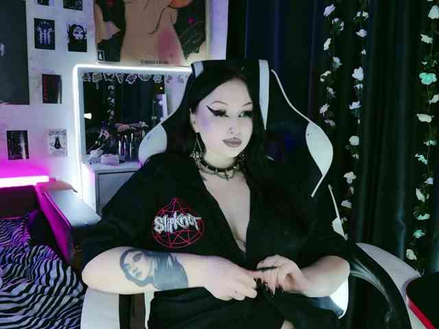razor-claw webcam