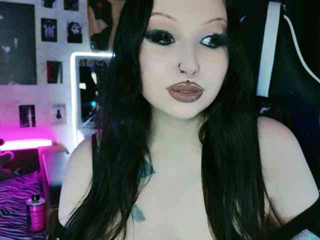 razor-claw webcam