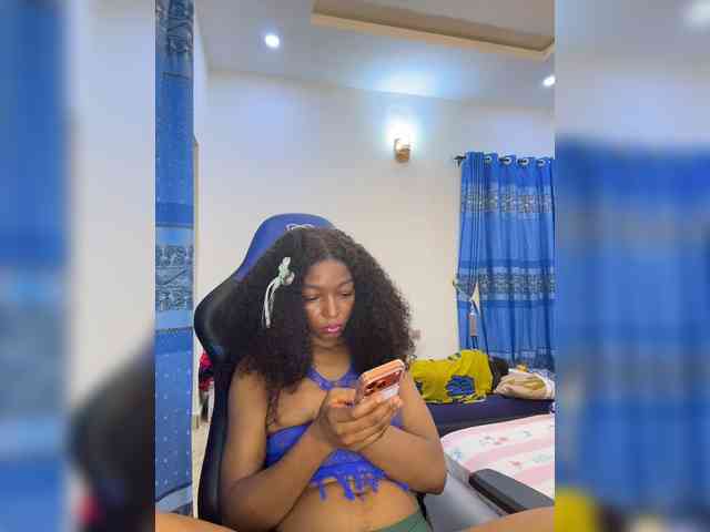Emillyperes webcam