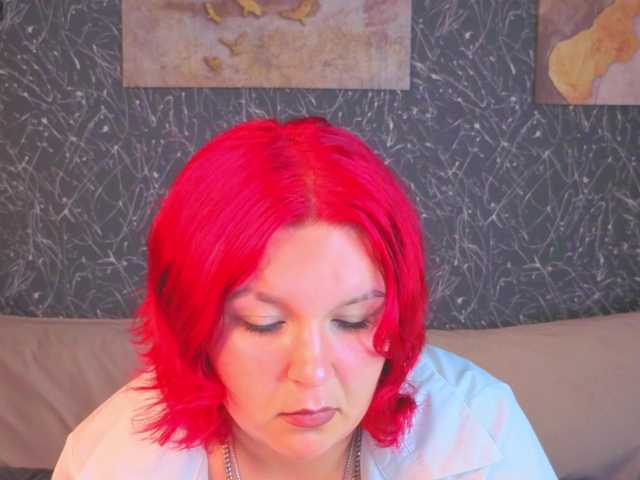 Emma-Davisey live cam