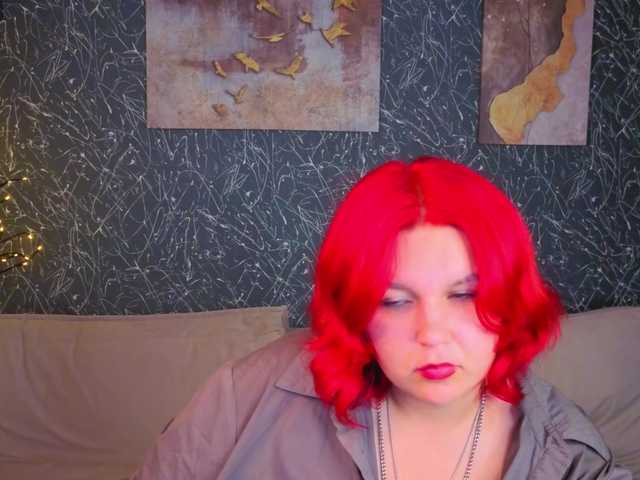Emma-Davisey live cam on BongaCams
