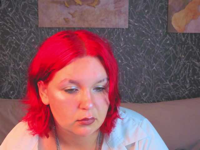 Emma-Davisey live cam on BongaCams