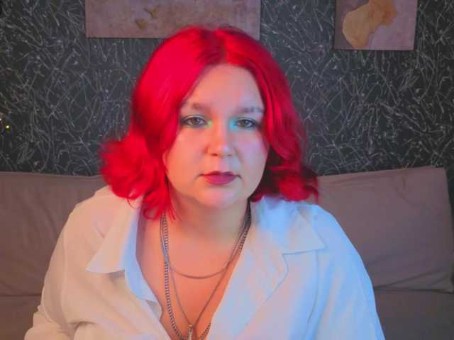 Emma-Davisey live cam on BongaCams