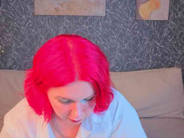 Emma-Davisey Live Webcam on BongaCams