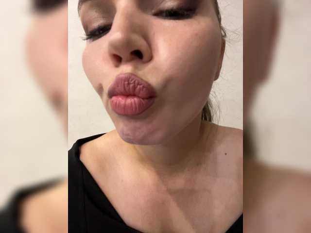 TeyaDream live cam on BongaCams