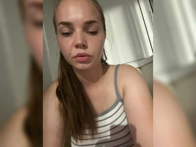 TeyaDream live webcam show