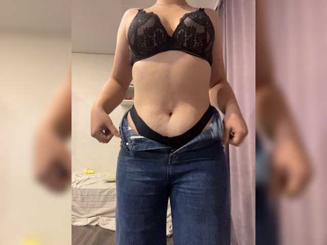 TeyaDream, live now on BongaCams