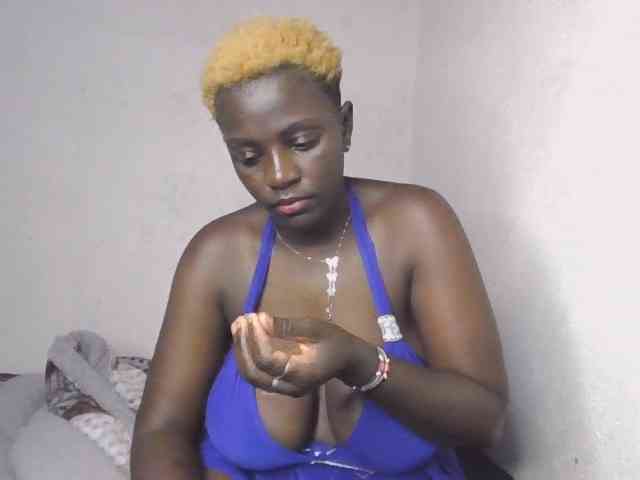 hottamaliah webcam