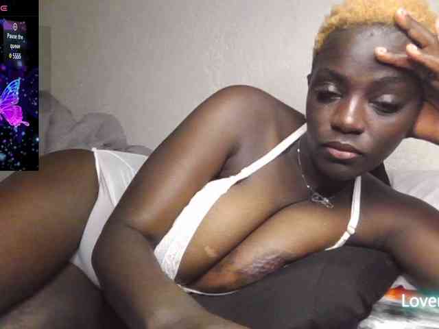 hottamaliah webcam