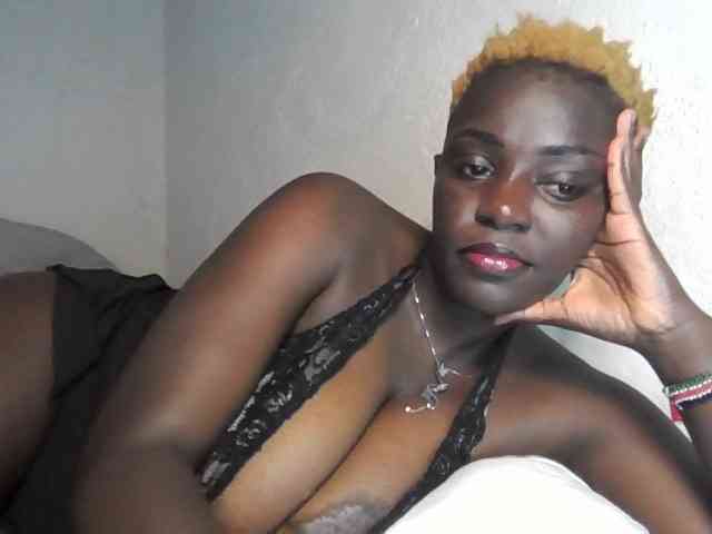 hottamaliah webcam
