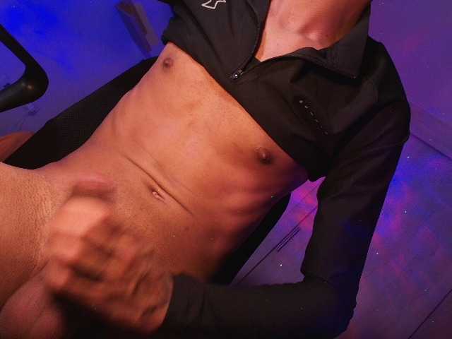 tiagorobless live webcam show