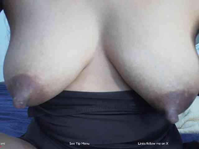 itsxDemi webcam