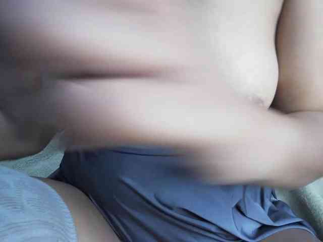 itsxDemi webcam