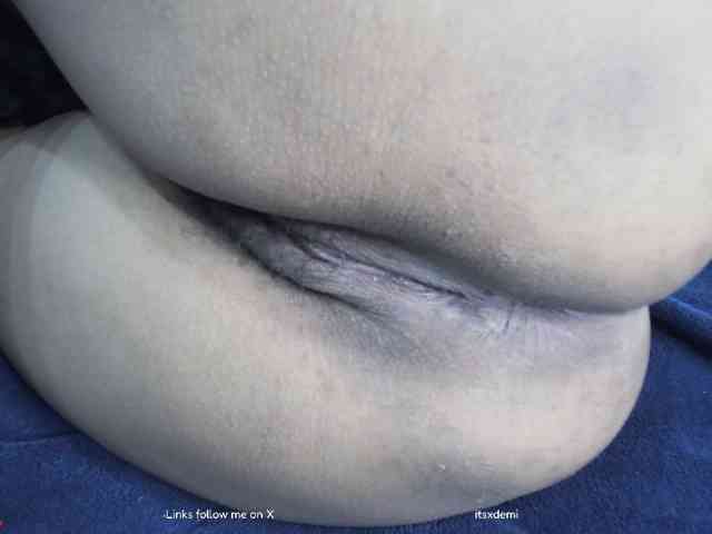 itsxDemi webcam