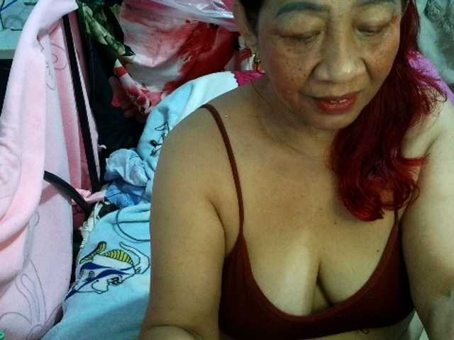 Sweetmature69 live cam on BongaCams