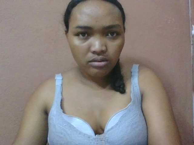 Aimealdy live cam on BongaCams
