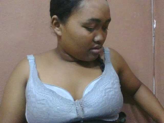 Aimealdy live cam on BongaCams