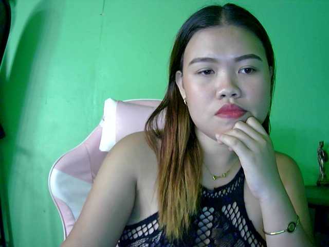sexykesha11 live webcam show