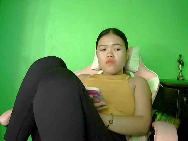 sexykesha11 webcam