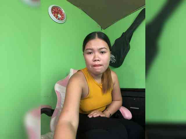 Modella: sexykesha11