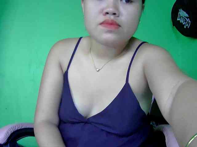 Sexykesha11's cam show statistics and live stream