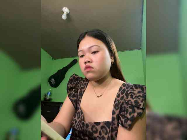 sexykesha11 webcam