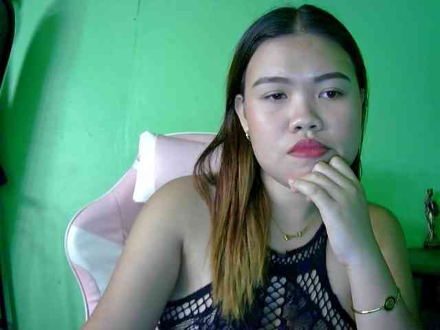 sexykesha11 webcam