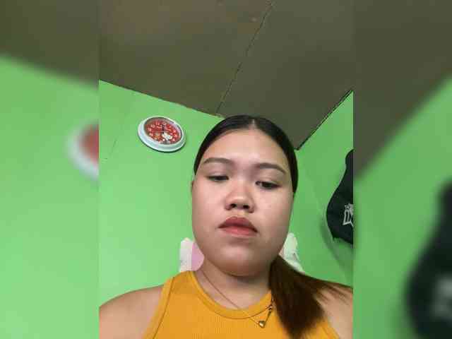 Modella: sexykesha11