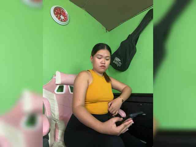 Modella: sexykesha11