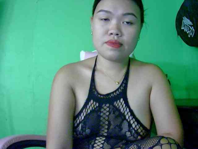 Modella: sexykesha11